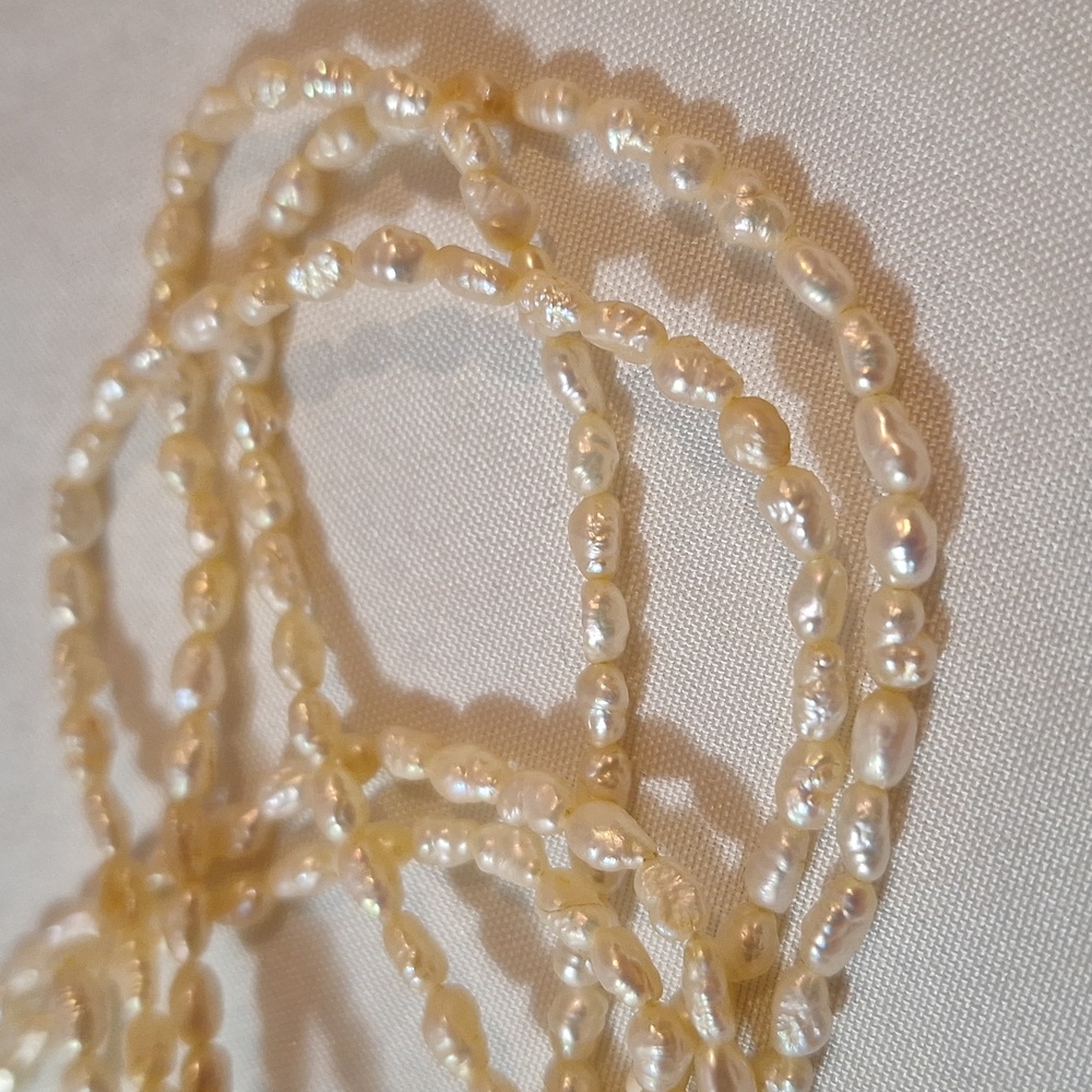 #35 3 Strand of vintage salt water pearls - Picture 3 of 5